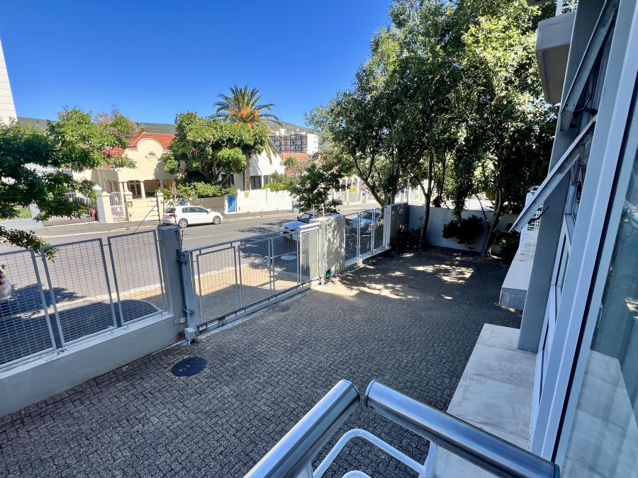 To Let 1 Bedroom Property for Rent in Gardens Western Cape